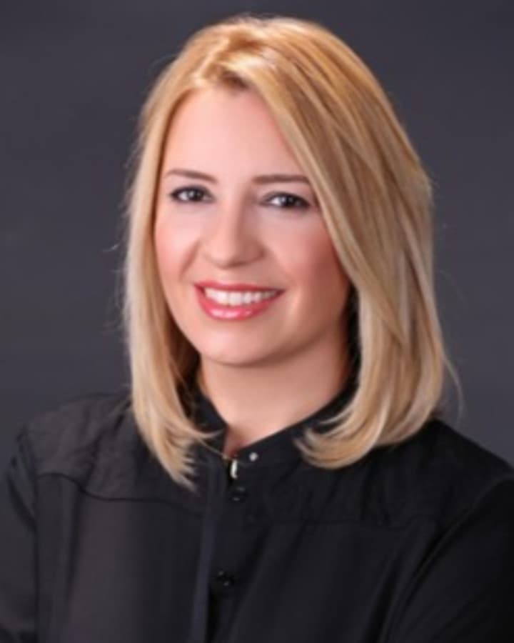 Zülal Arpat
